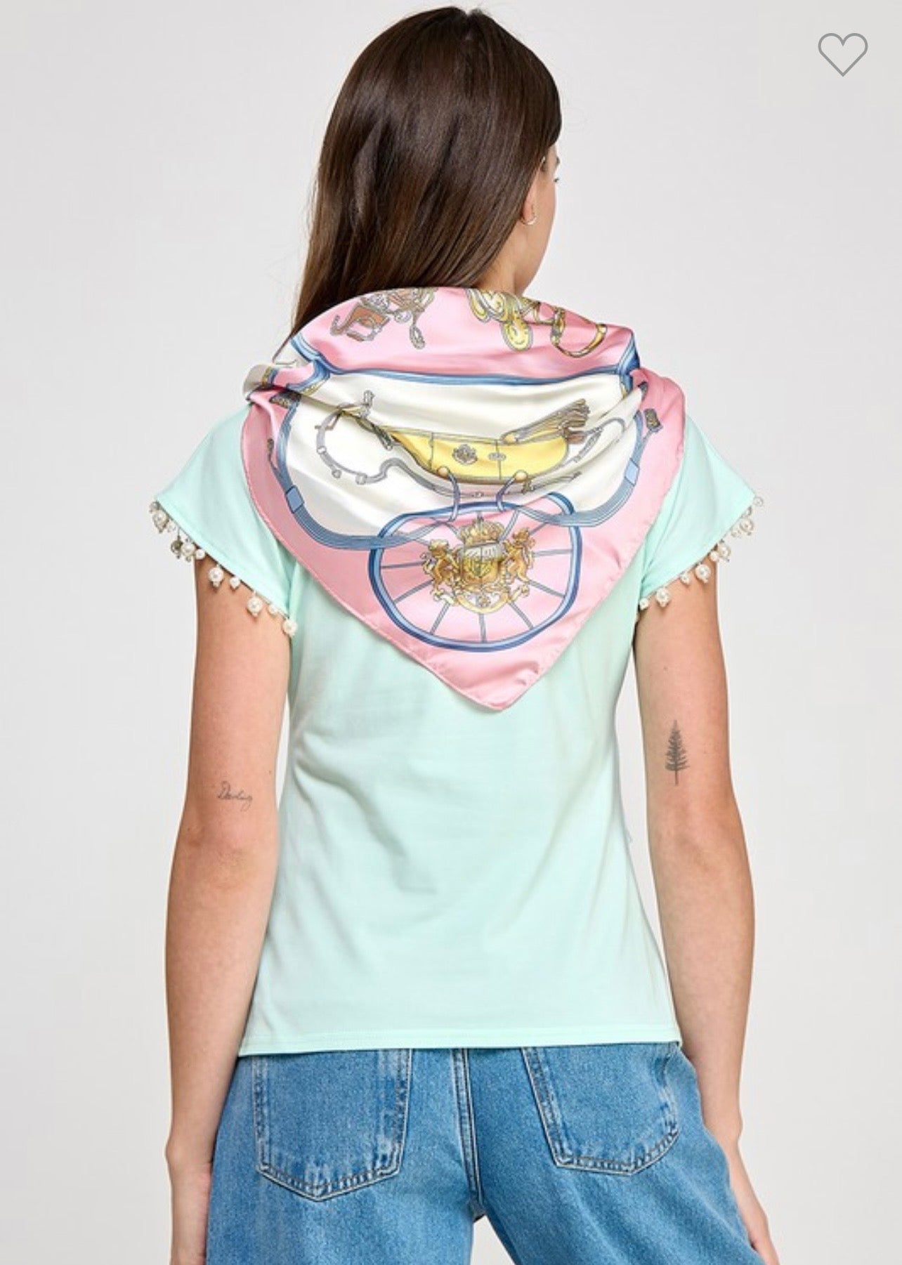 Neck scarf t-shirt