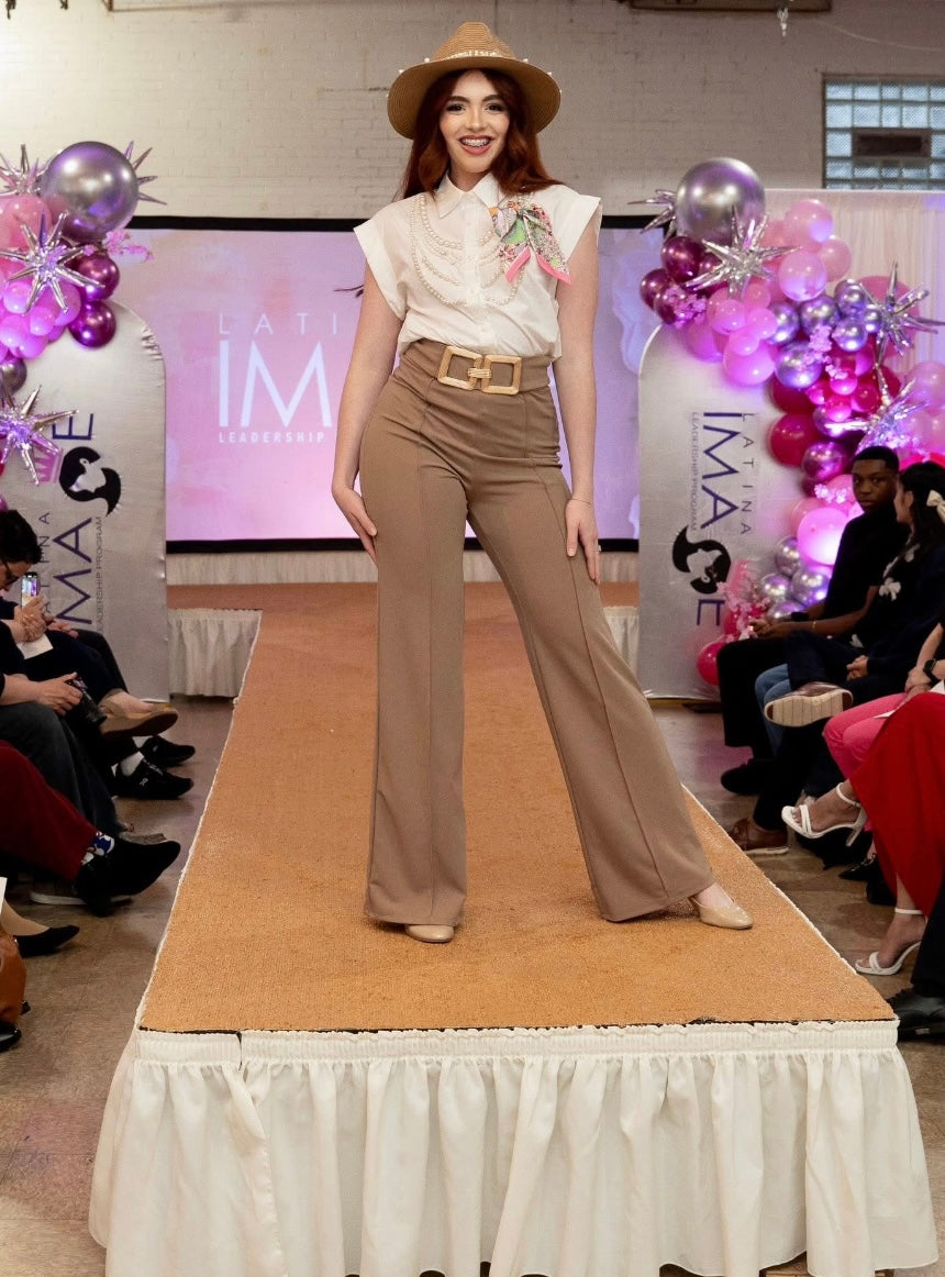 High waist pants with Gold Hardware detail